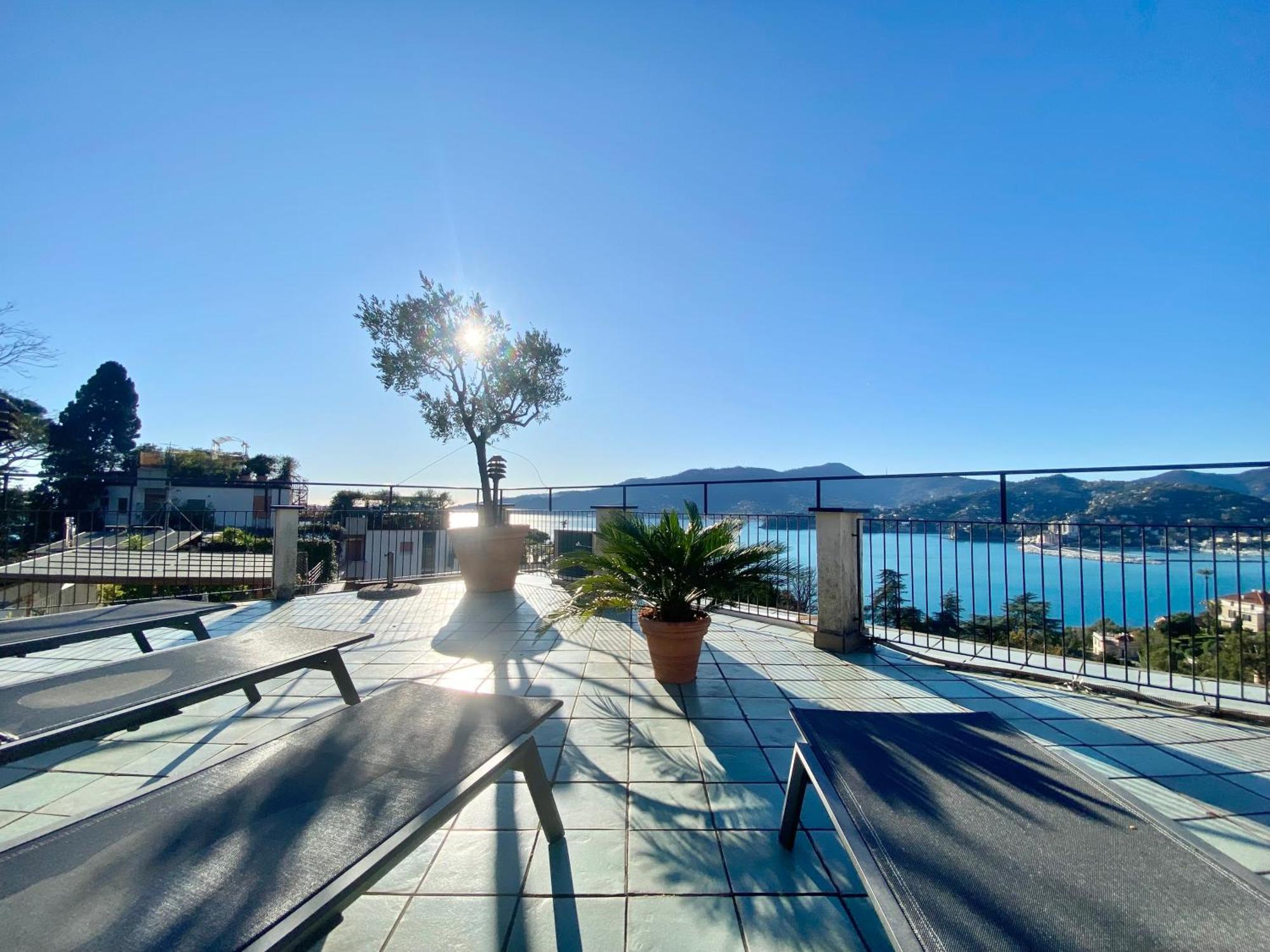 Welcome Riviera - Paradiso 12-Ultimo Restauro Nel 2025-Vista Mare Stupenda-Balcone Con Vista Meravigliosa Piu' Terrazza Solarium Sovrastante Di 70 Mq Esterna Rapallo Dış mekan fotoğraf