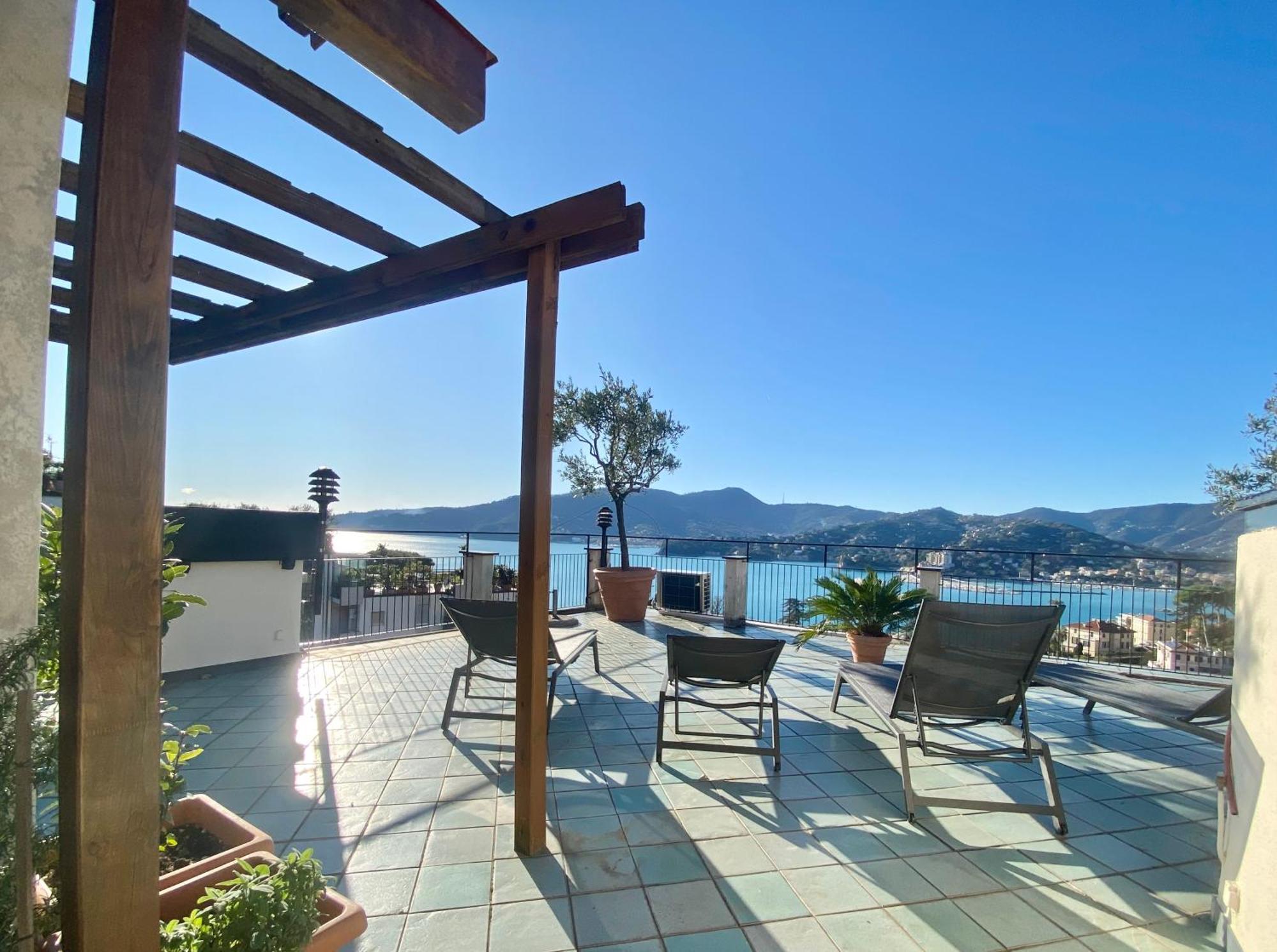 Welcome Riviera - Paradiso 12-Ultimo Restauro Nel 2025-Vista Mare Stupenda-Balcone Con Vista Meravigliosa Piu' Terrazza Solarium Sovrastante Di 70 Mq Esterna Rapallo Dış mekan fotoğraf